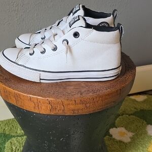 Converse White High-Top Leather Sneakers Size 3 Kids/ Womens 4.5